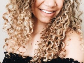 Do you have curly hair and want to know some curly hair product and tips to style it naturally? I break down my mixed curly hair and what I do!
