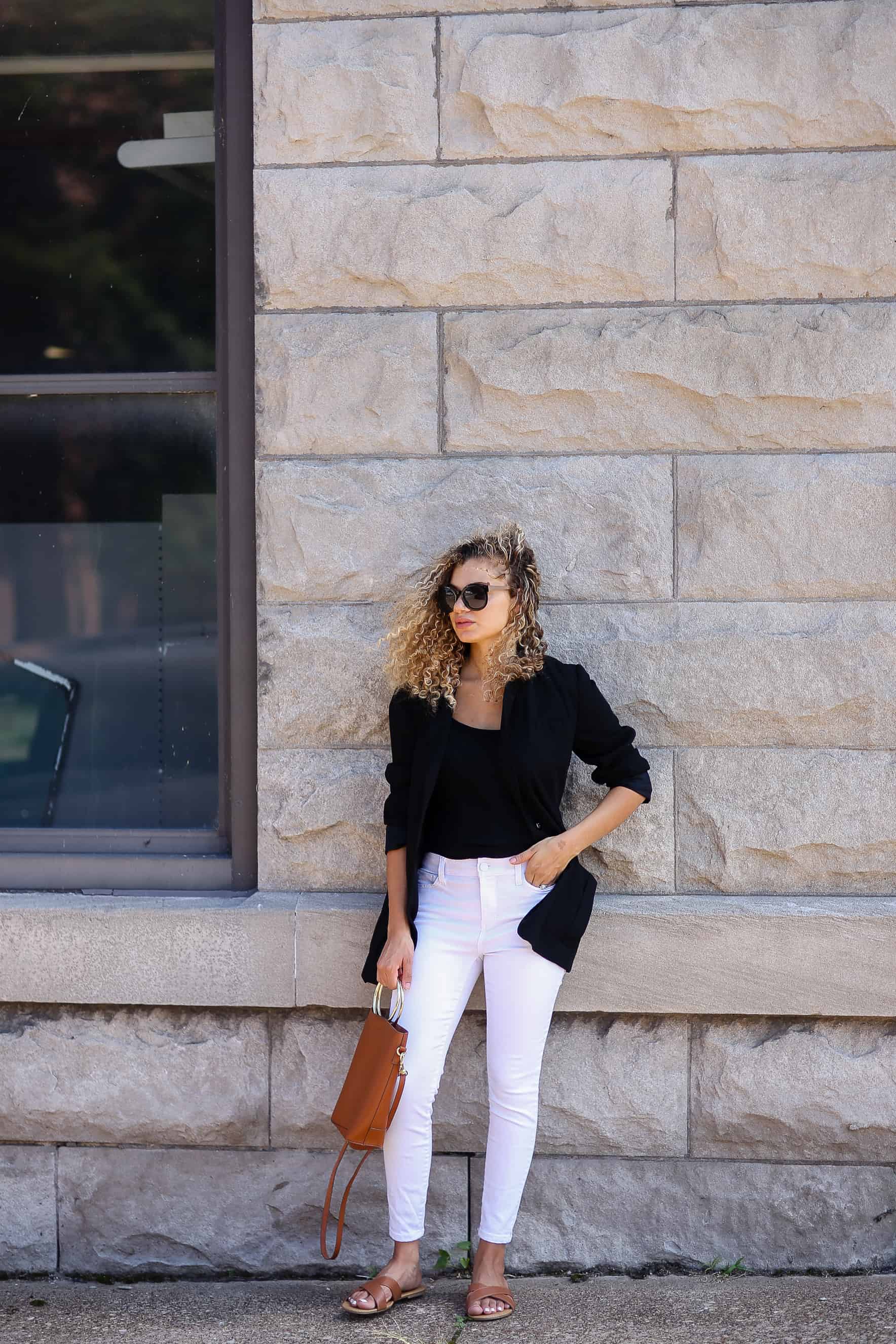 white skinny jeans outfit