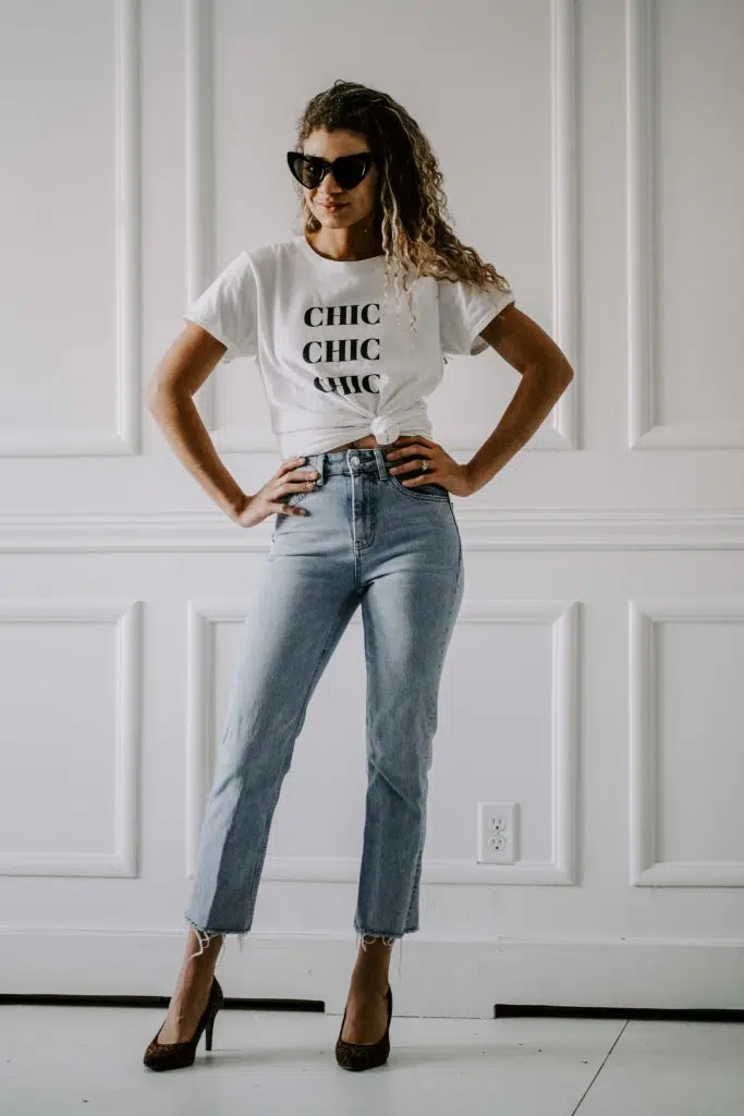 chic graphic tee outfit