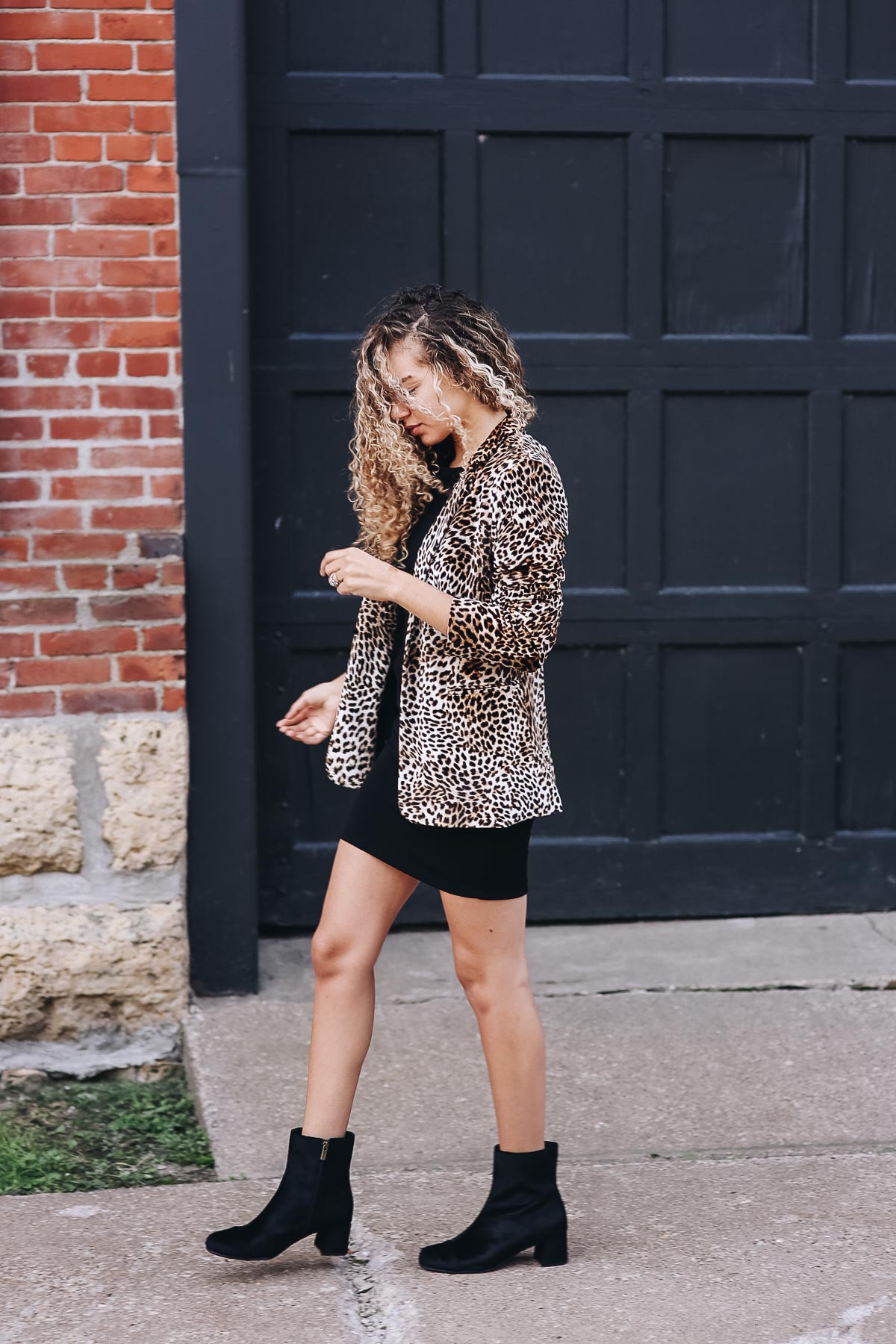 leopard print blazer