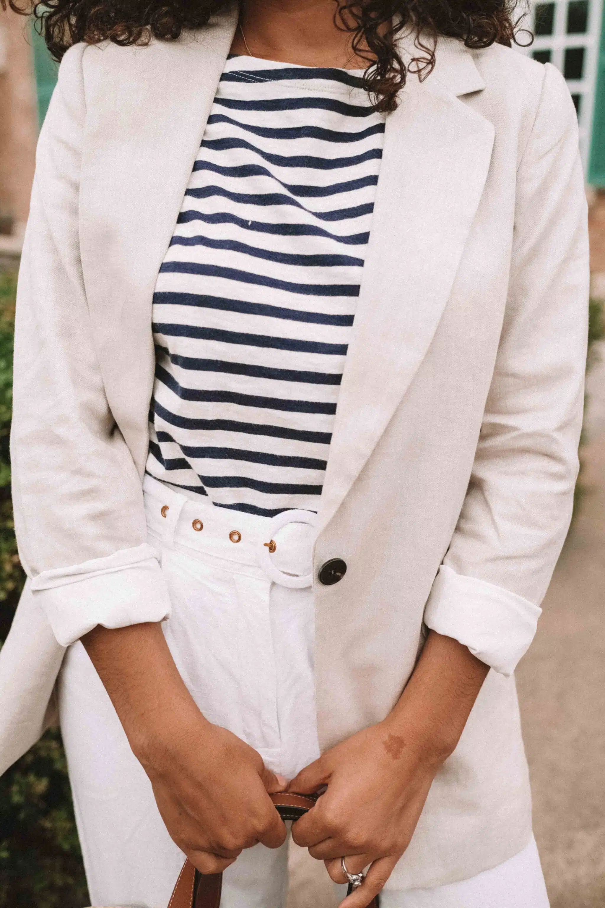 white linen pants outfit